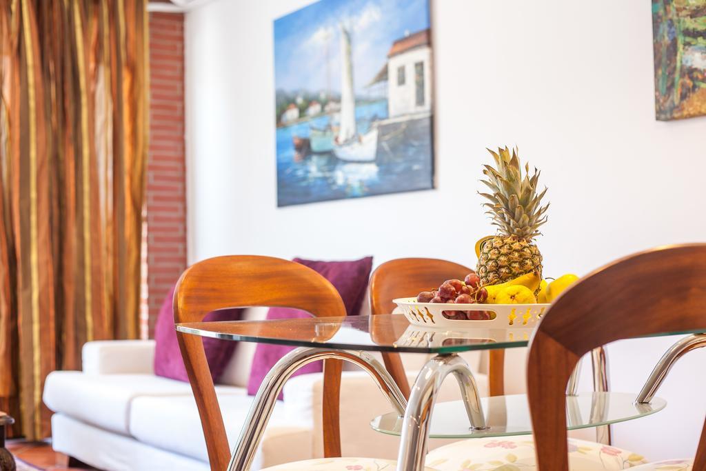 Danezis City Stars Boutique Aparthotel (Adults Only) Rhodes City Exterior photo